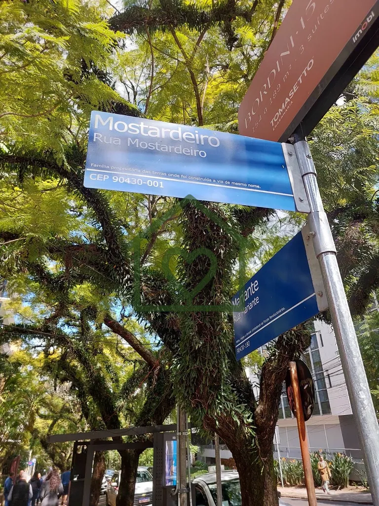 Imagem Sala comercial com 42,61 m2 de área privativa em localização privilegiada na esquina das Ruas Mos...