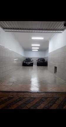 Imagem Sobrado 3 dormitorios 4 vagas troco por casa ou Apto Menor Valor