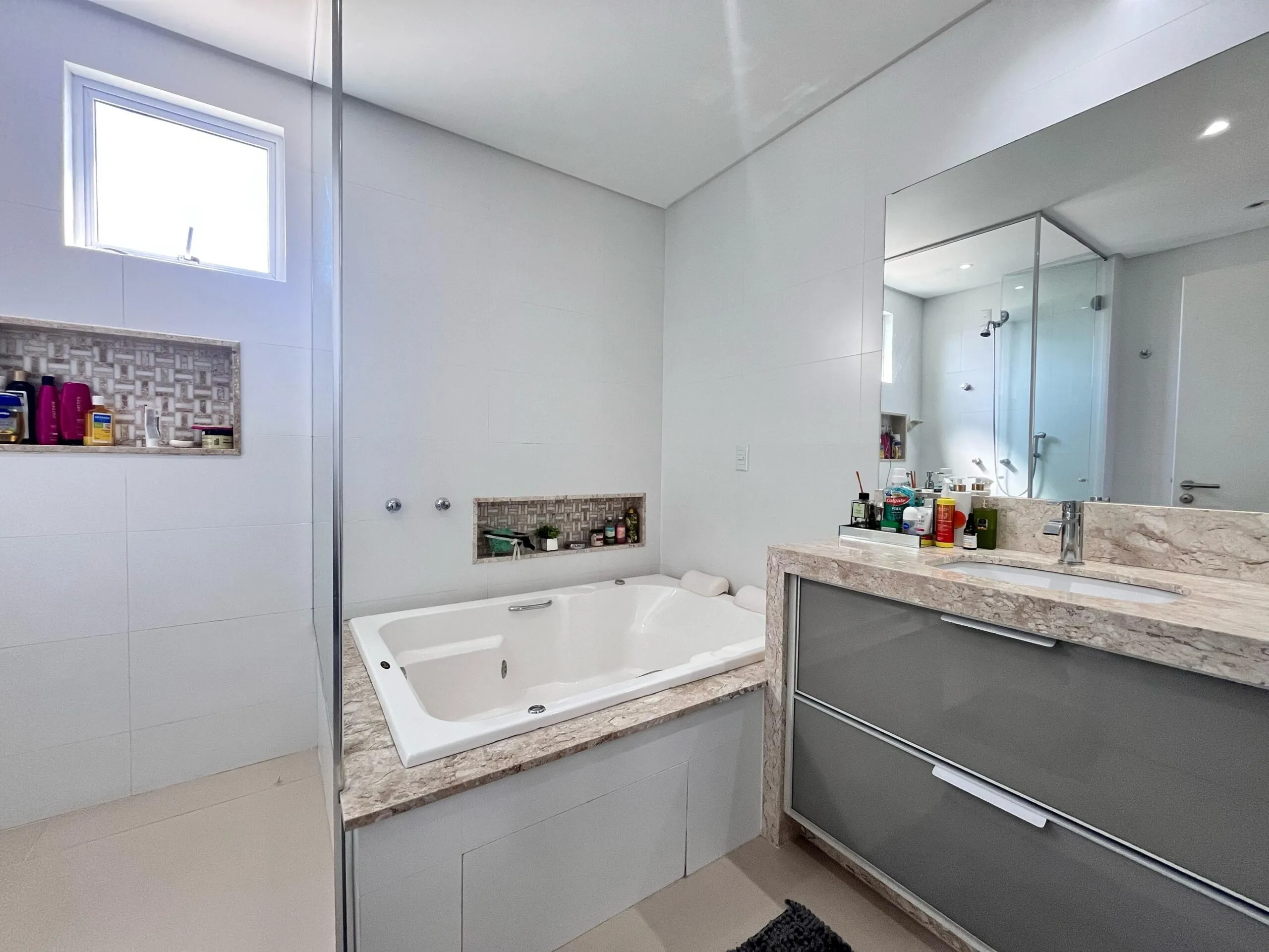 Imagem Apartamento com vista para o mar à venda com 148m2 por R$ 3.000.000,00