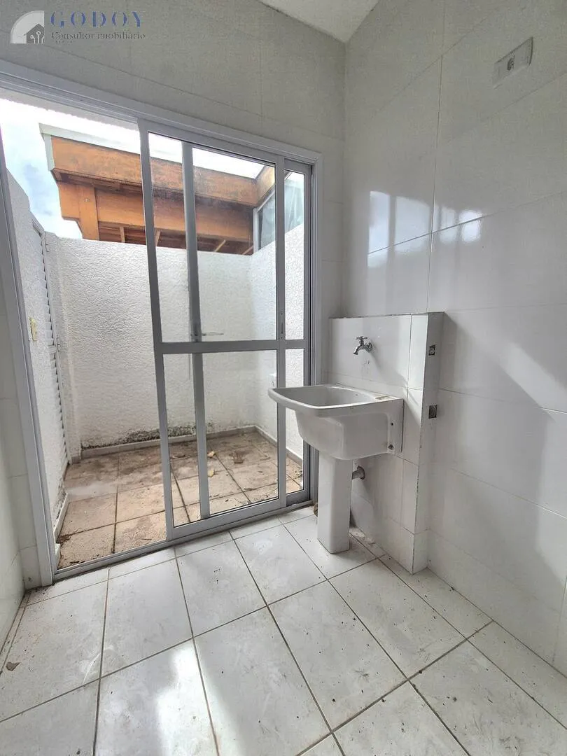 Imagem Linda casa à venda no Condomínio Reserva Anauá, em Pindamonhangaba - SP