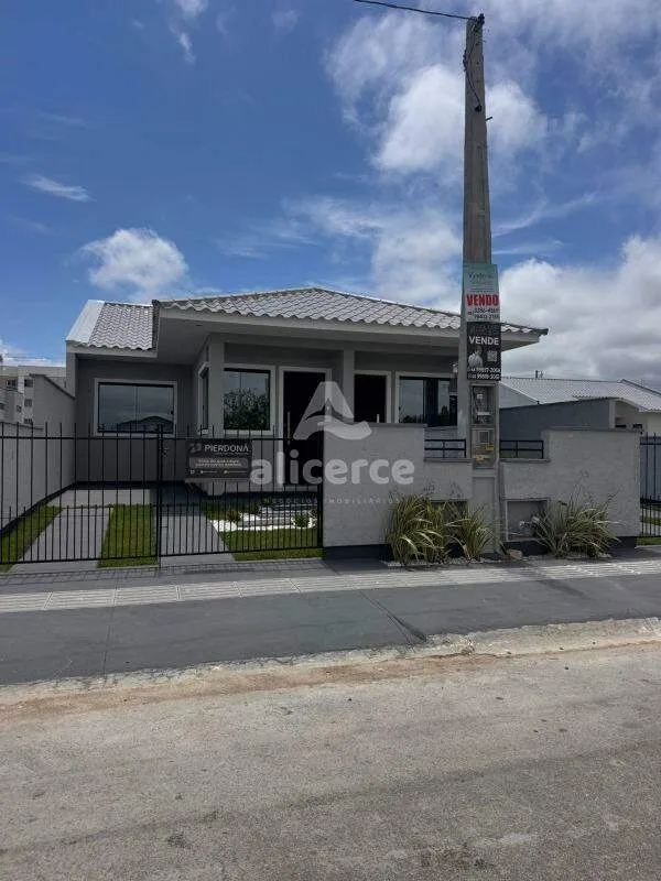 Imagem Linda Casa Geminada prontinha, com Acabamento Impecável! na Nova Palhoça