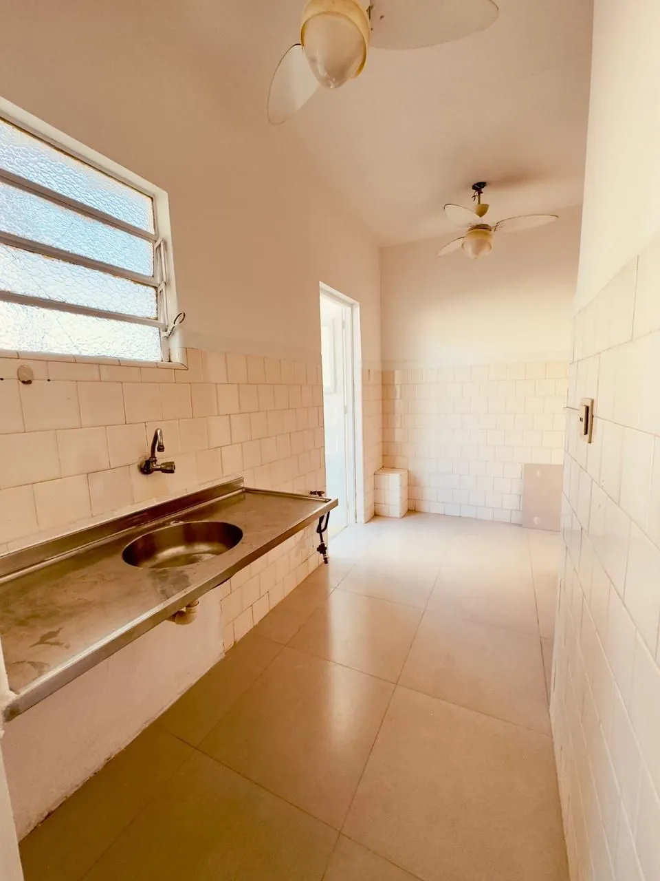 Imagem Ótimo Apartamento à Venda - Bairro Floresta | Porto Alegre