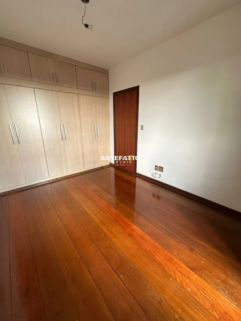 Imagem Cobertura Duplex no Centro, em Franca, com 412m2 e 3 suítes