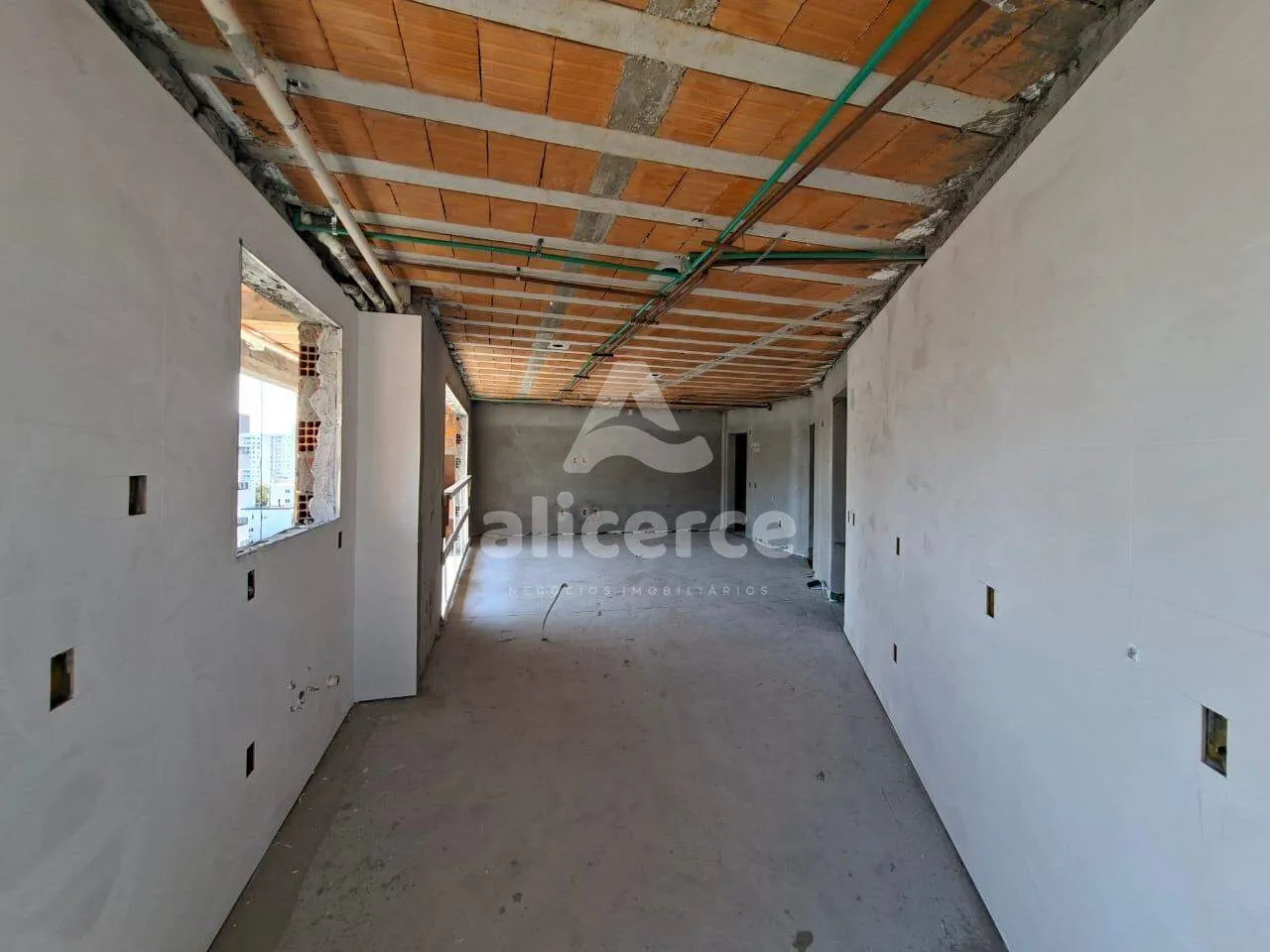 Imagem Apartamento 115m² com 3 Dormitórios (1 Suíte) à Venda no Pagani - Palhoça