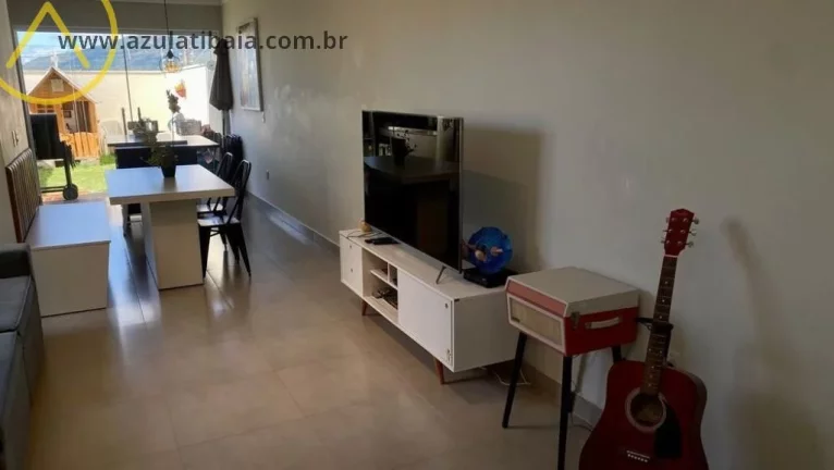 Imagem Casa para Venda em Atibaia, Jardim Paulista, 4 dormitórios, 1 suíte, 2 banheiros, 2 vagas