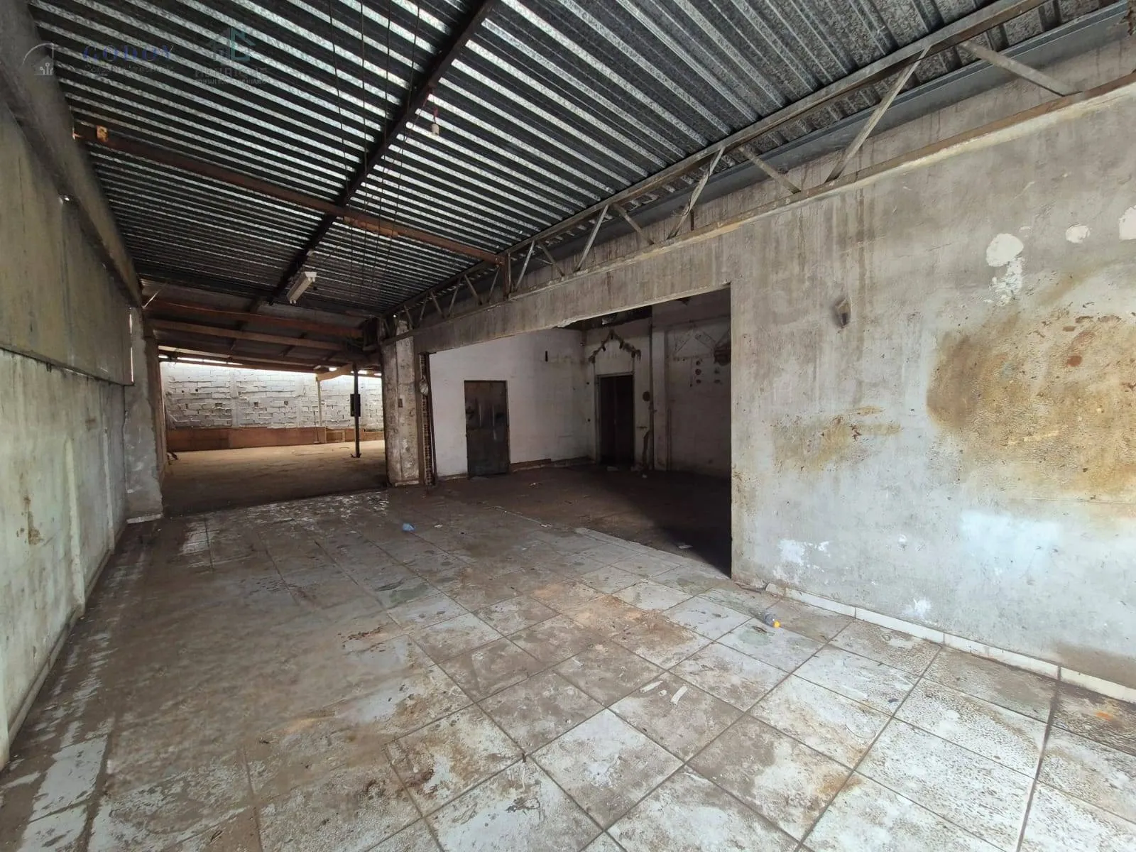 Imagem Ponto Comercial 300 m² - Ótima Visibilidade