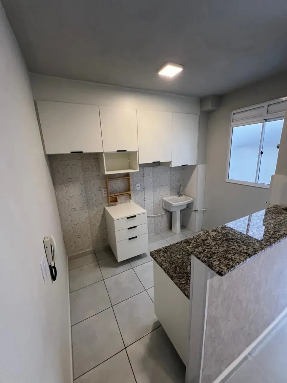Imagem Apartamento à venda em Sorocaba-SP, Jardim Guarujá: 2 quartos, 1 sala, 1 banheiro, 1 vaga de garagem - 43,00 m²!