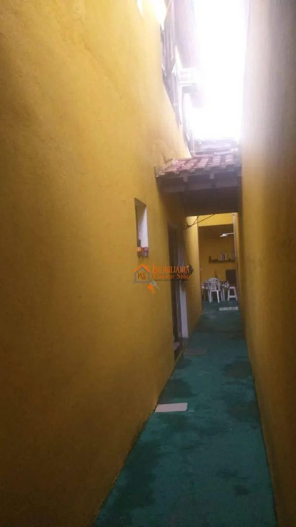 Imagem Sobrado com 2 dormitórios à venda, 146 m² por R$ 372.000,00 - Jardim Guaracy - Guarulhos/SP
