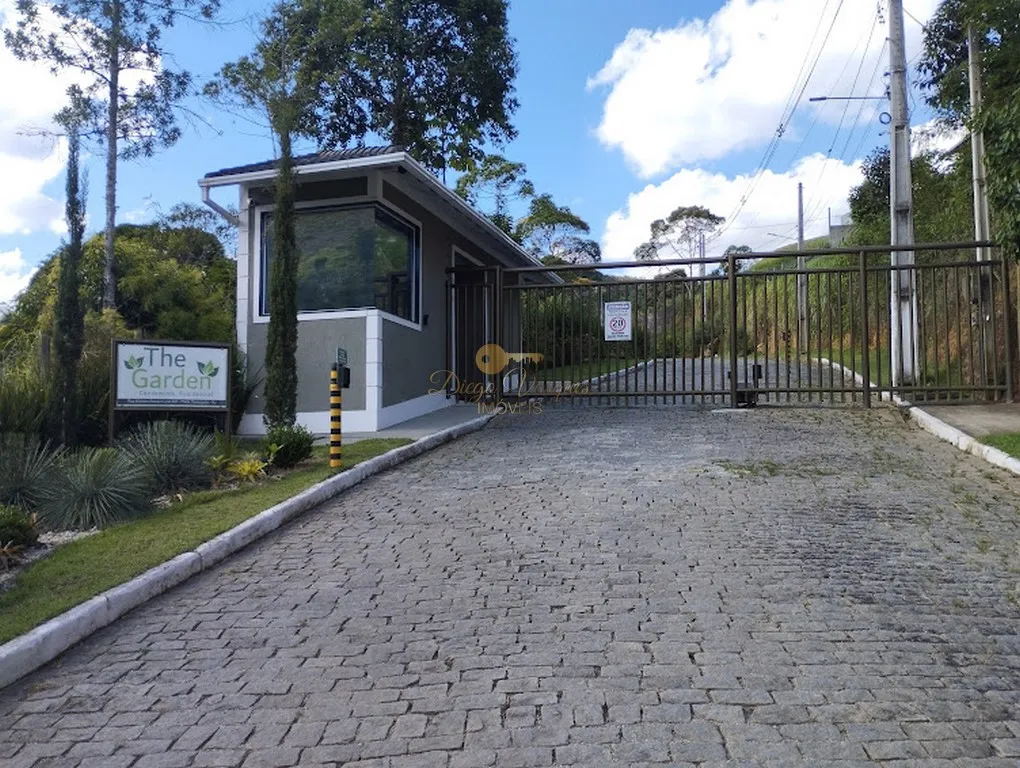 Imagem Terreno em Condomínio para Venda em Teresópolis / RJ no bairro Prata