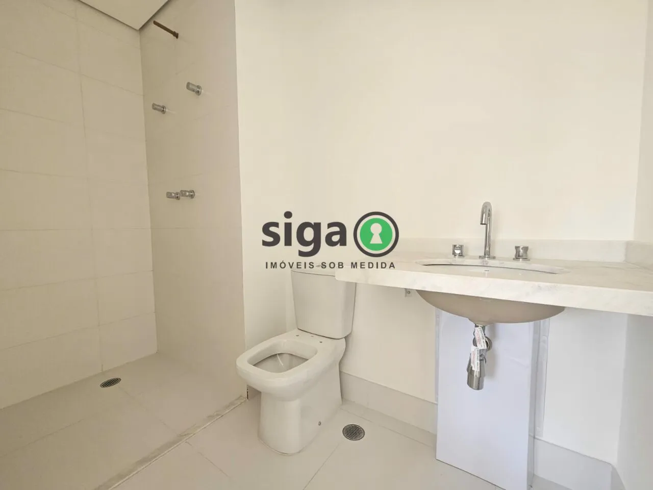 Imagem Apartamento à venda no Campo Belo, 130m², 3 suítes, varanda gourmet, 2 vagas