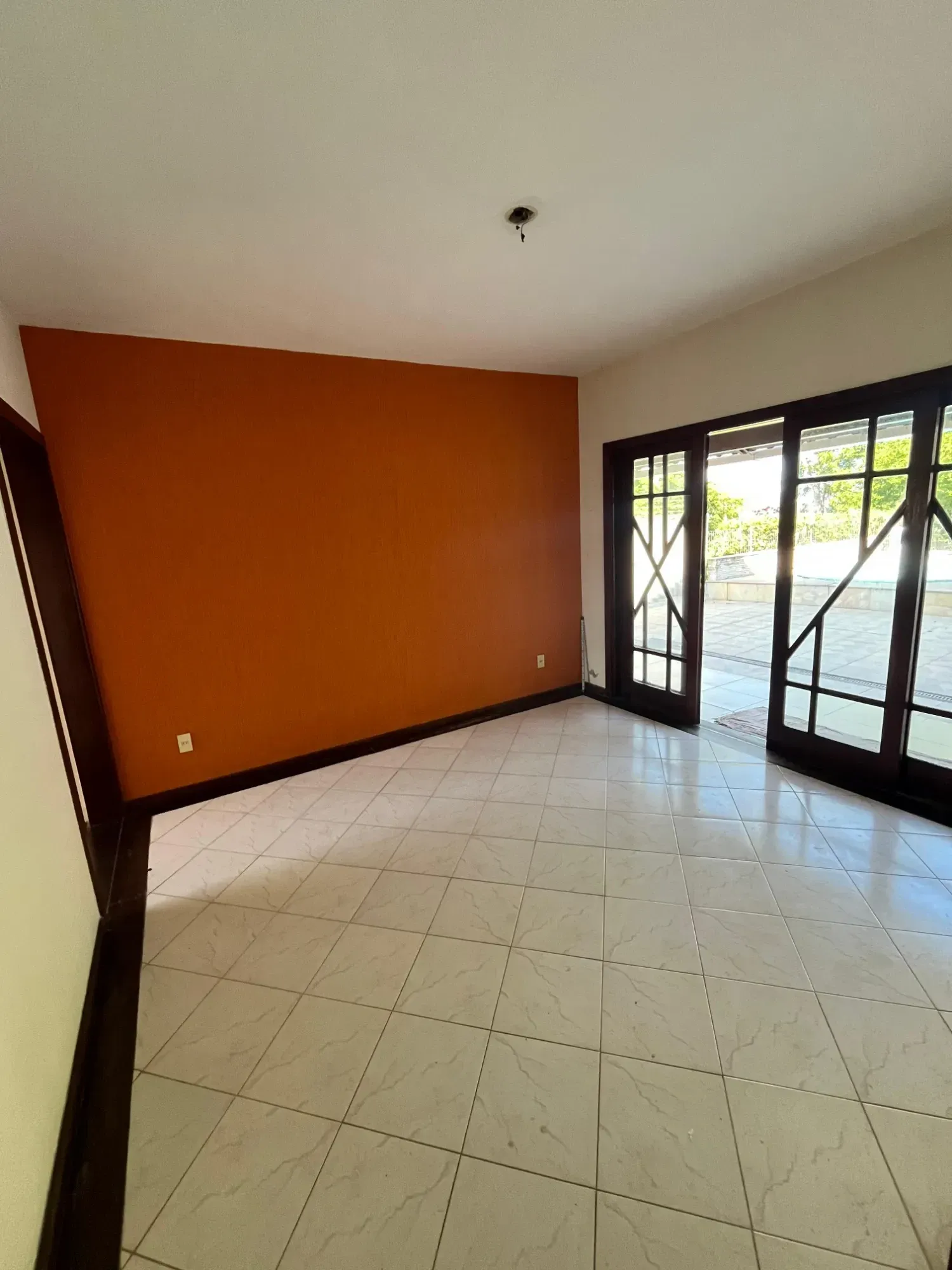 Imagem Casa de Condomínio com 4 Quartos à Venda, 400 m² em Itaipu - Niterói