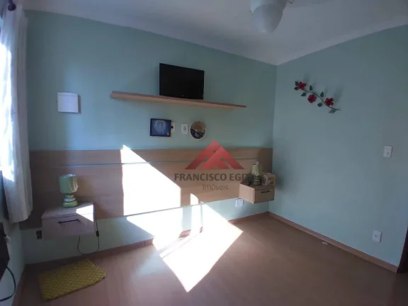 Imagem Apartamento com 2 dormitórios à venda, 60 m² por R$ 250.000,00 - Porto Novo - São Gonçalo/RJ