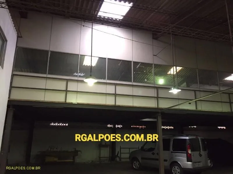 Imagem Galpão para Venda em DUQUE DE CAXIAS, Sarapuí, 2 banheiros