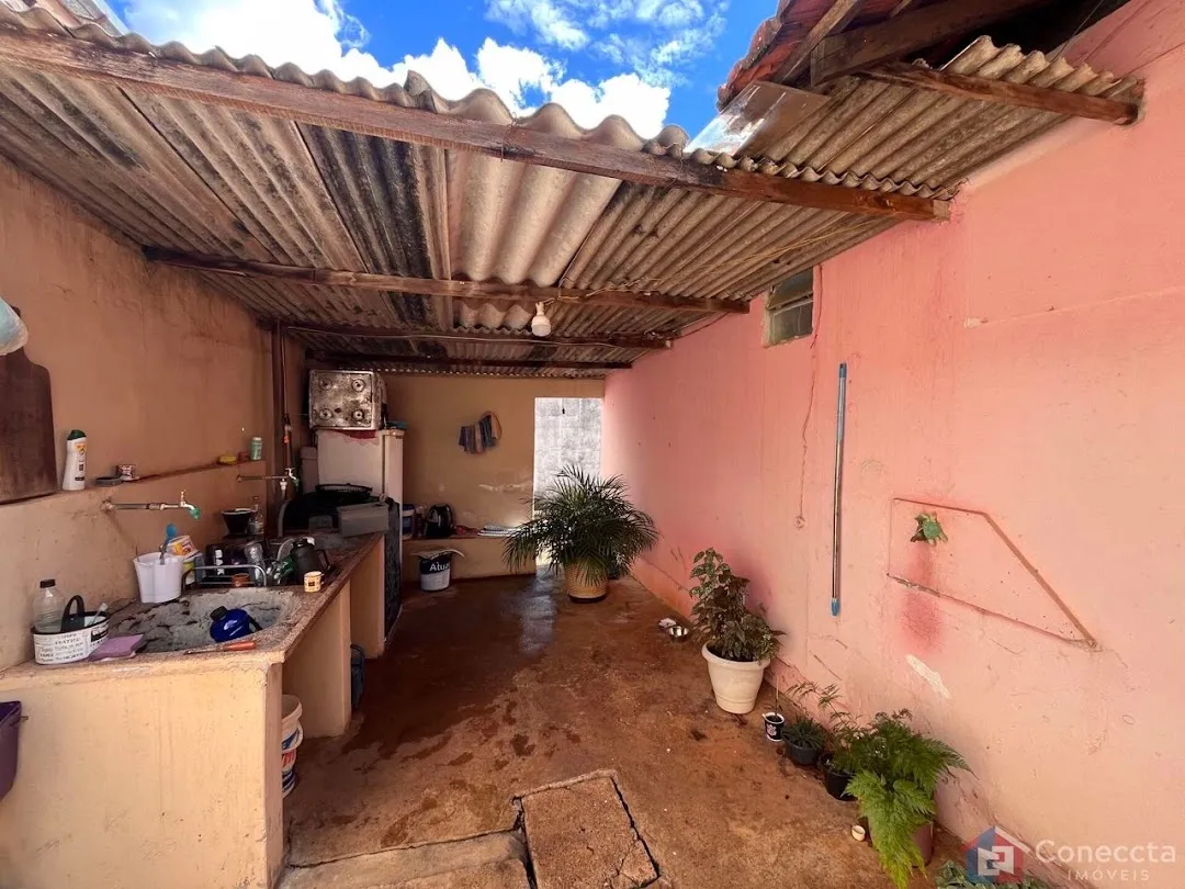 Imagem Casa com 2 dormitórios à venda, 80 m² por R$ 250.000,00 - Abner Afonso - Patos de Minas/MG