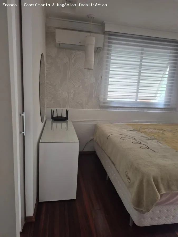 Imagem Apartamento para Venda em Guarujá, Pitangueiras, 5 dormitórios, 2 suítes, 4 banheiros, 2 vagas