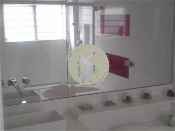 Imagem SOBRADO MARAVILHOSO!!! TOTALMENTE REFORMADO E MODERNIZADO, REPLETO DE ARMARIOS, SUITE COM HIDROMASSA...