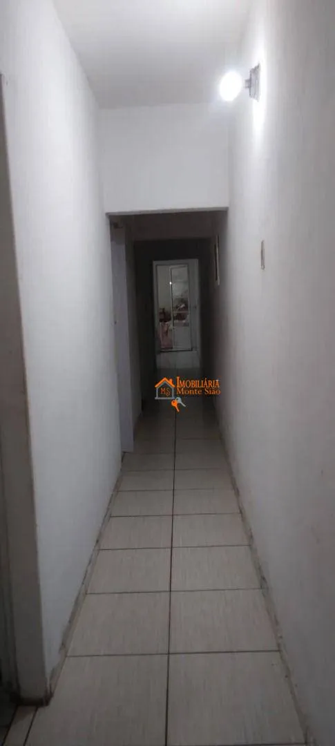 Imagem Sobrado com 4 dormitórios à venda por R$ 425.000 - Vila Carmela I - Guarulhos/SP