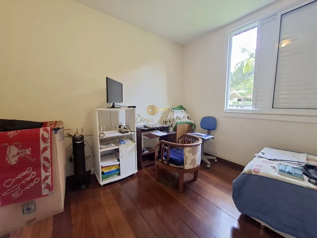 Imagem Casa para Venda em Teresópolis / RJ no bairro Albuquerque