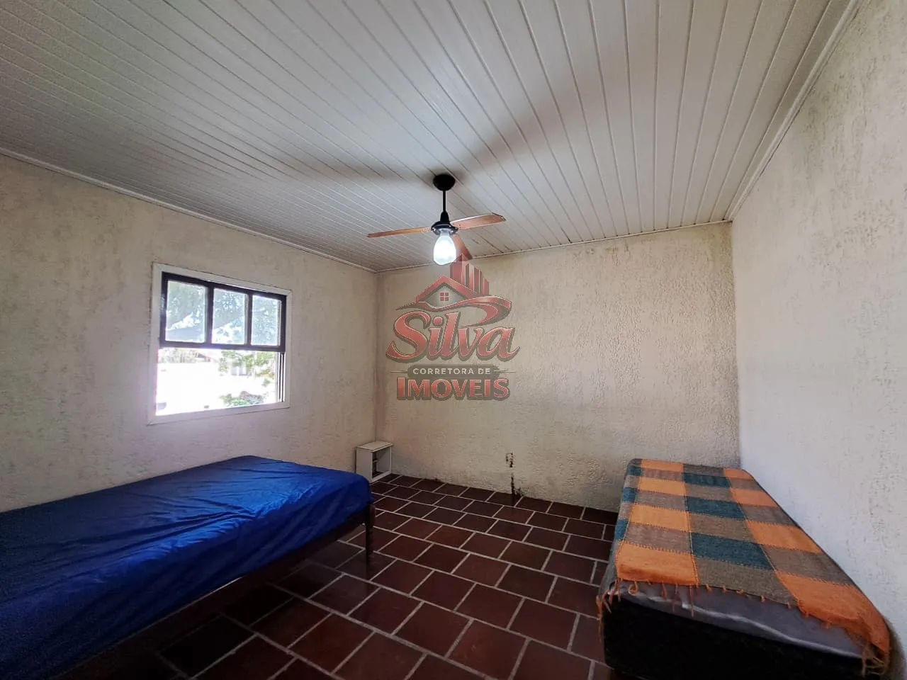 Imagem C384 | Casa 3 dormitórios de esquina em Mariluz