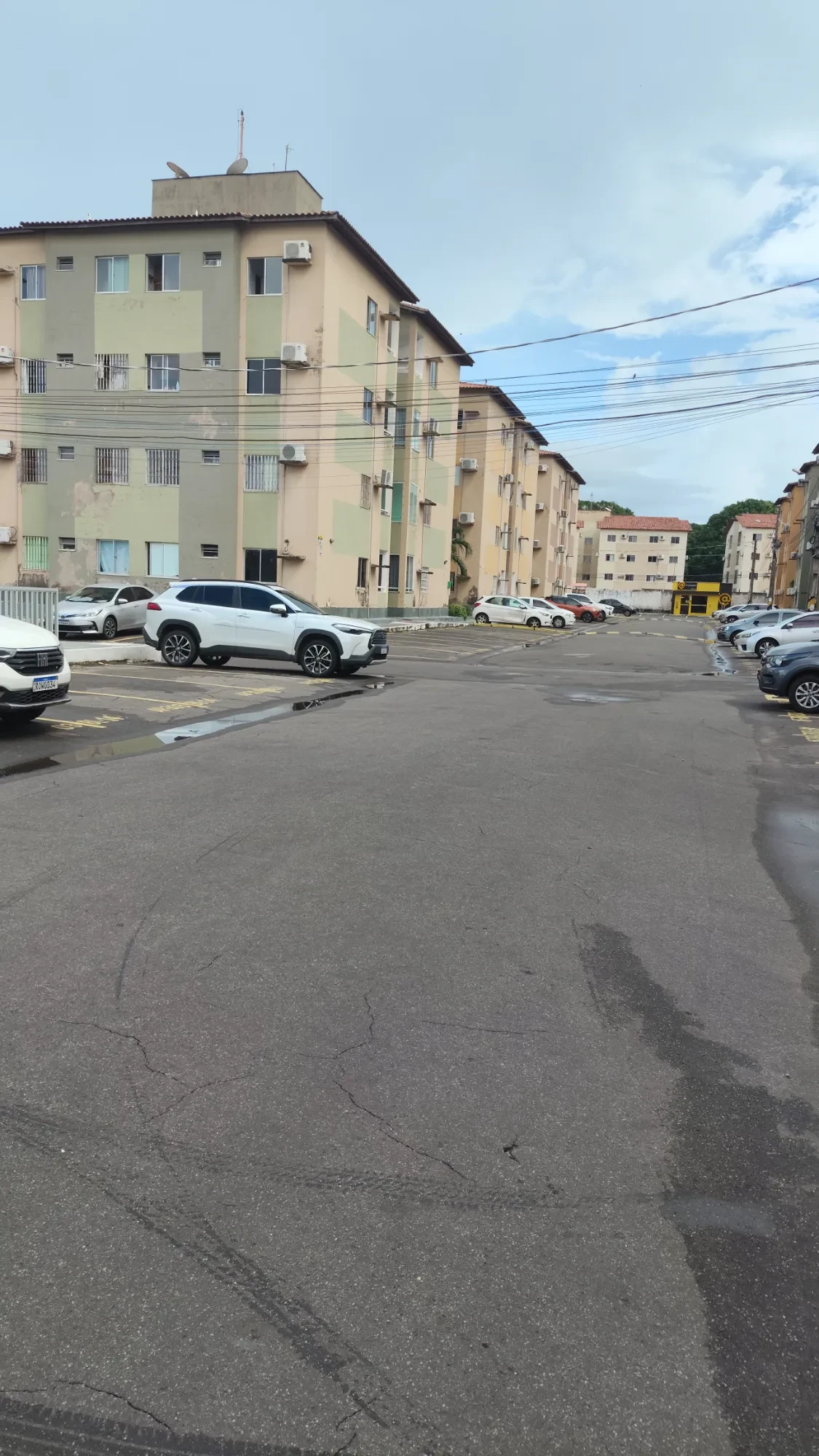 Imagem Apartamento com 2 Quartos para Alugar, 57 m² em Cohama - São Luís