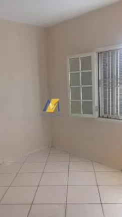 Imagem Sobrado à Venda com 100m², 3 dormitórios, 1 suíte, 1 sala e 3 vagas!!!