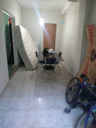 Imagem Excelente apartamento com área privativa em formato de 'U" com árvores.....