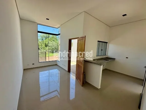 Imagem Casa geminada na zona norte de Londrina com 2 dormitórios, sala, cozinha, banheiro, garagem e 100m² de terreno. Oportunidade imperdível!