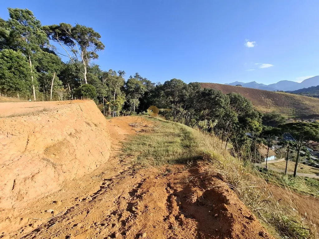 Imagem Terreno em Condomínio para Venda em Teresópolis / RJ no bairro Prata