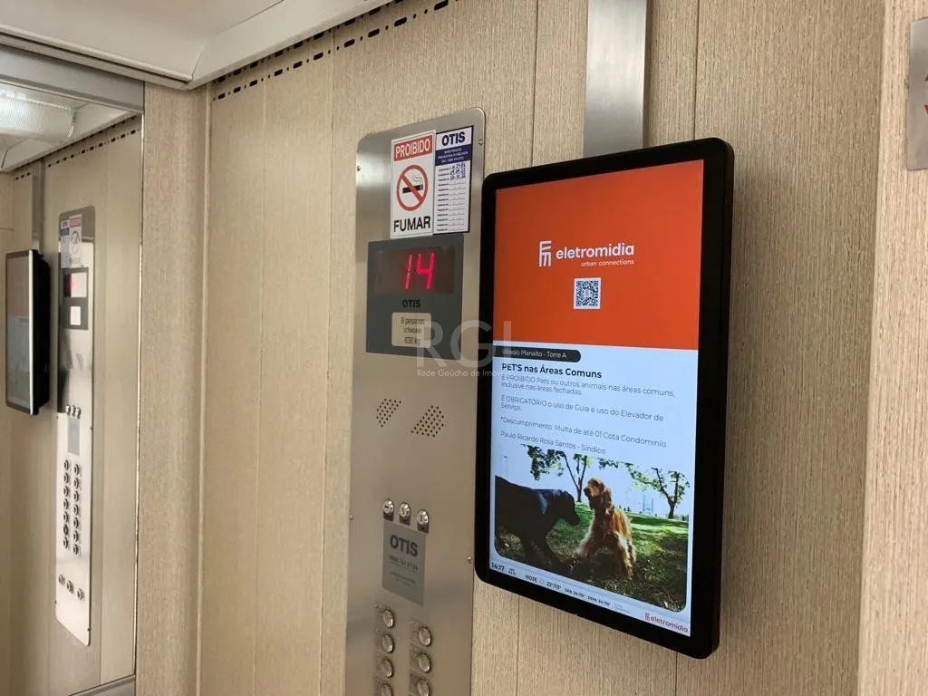Imagem Lindo apartamento com vista e posição solar privilegiada.