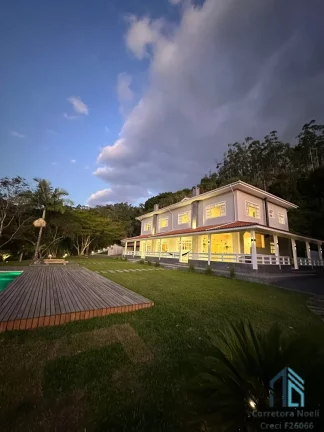 Imagem Exclusiva Casa de Campo de Alto Padrão, de Campo de Alto, Nova Trento - SC
