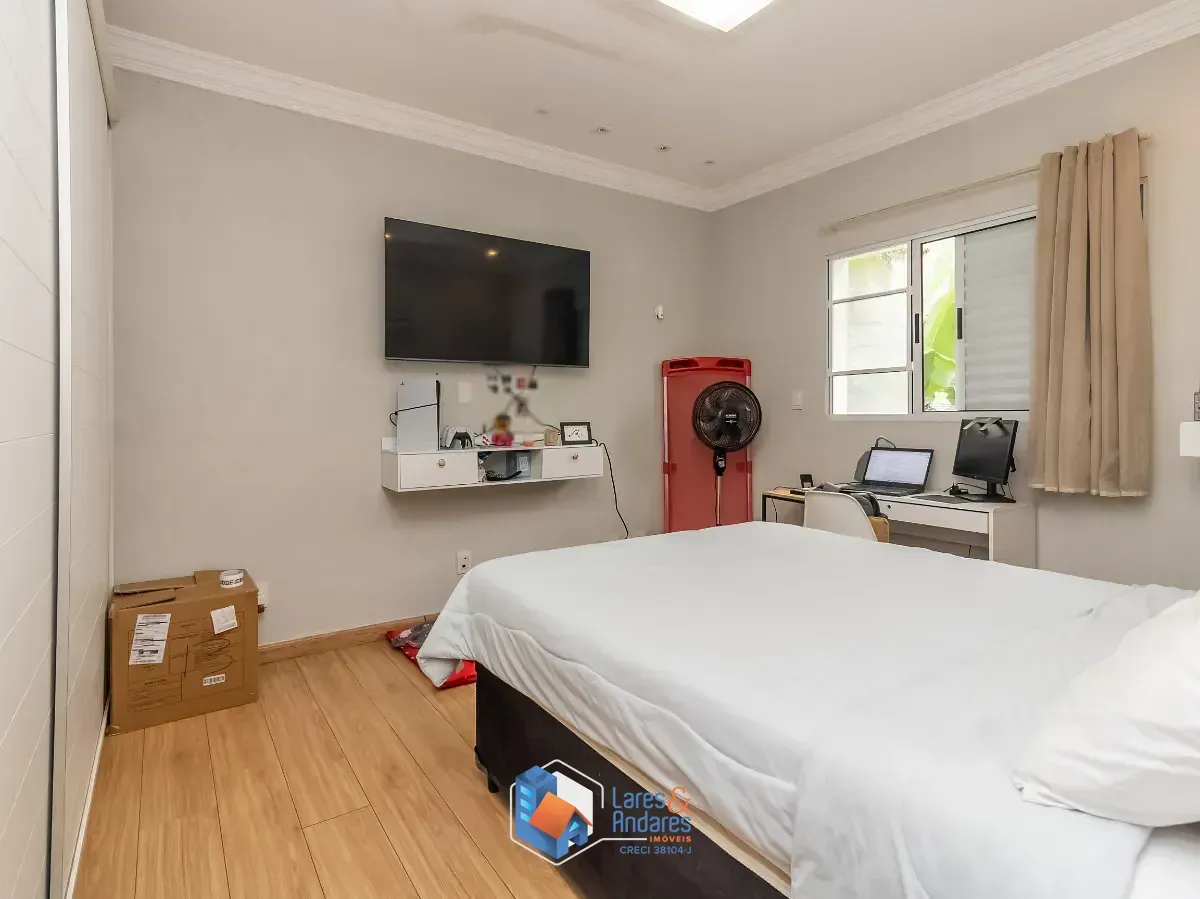 Imagem Sobrado para venda em Jaraguá com 3 quartos, sendo 3 suítes, 335m²