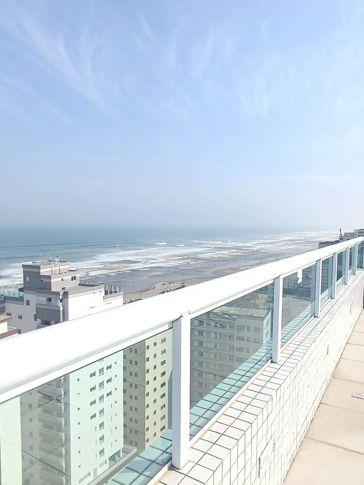 Imagem Elegante Apartamento com vista para o Mar na Praia Grande