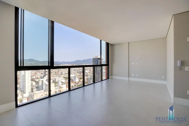 Imagem Apartamento Zona Central para Venda em Balneário Camboriú, CENTRO, 4 dormitórios, 4 suítes, 5 banheiros, 3 vagas