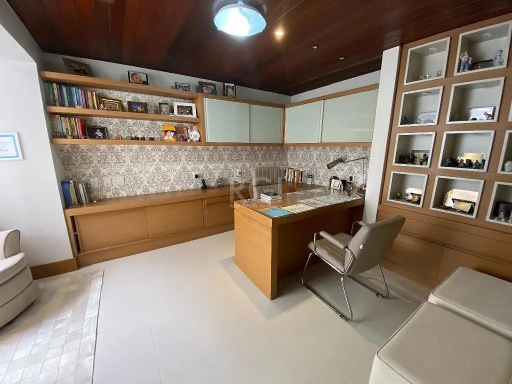 Imagem Casa com 3 dormitórios, 597 m² - Venda por R$ 1.399.000,00 - Cristal - Porto Alegre/RS