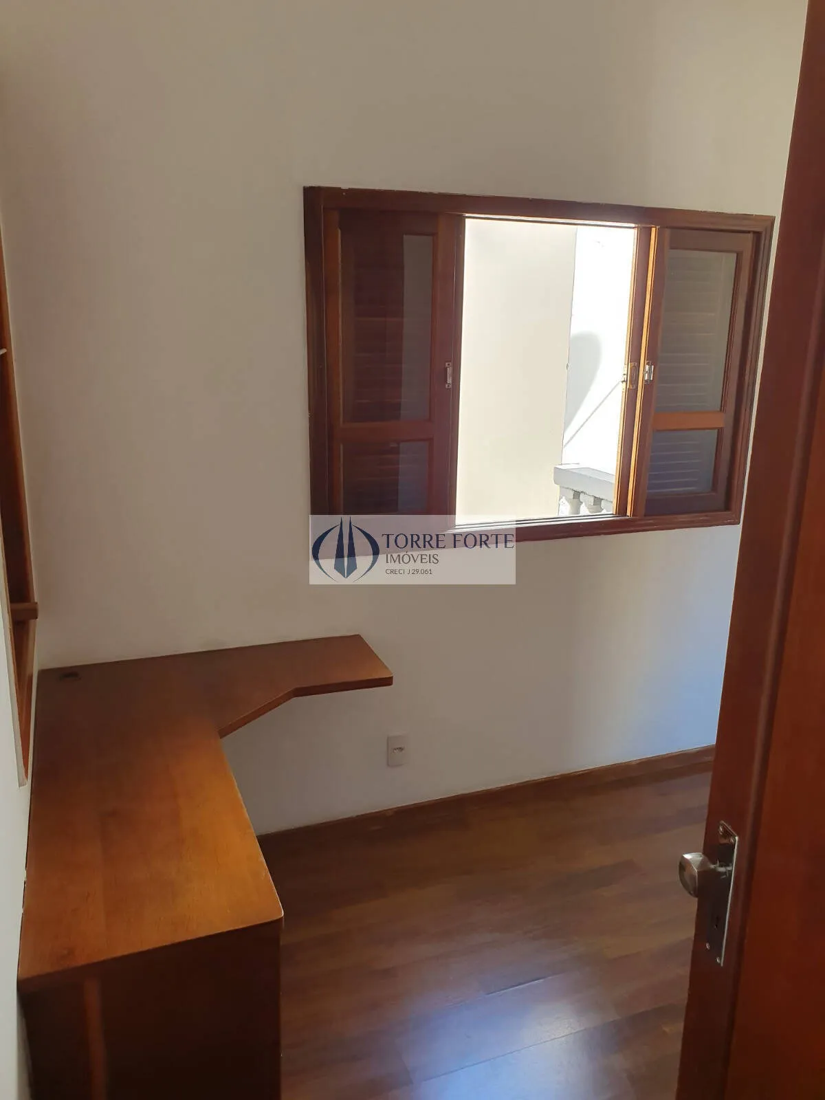 Imagem Ótimo casa em vila fechada, 3 dormitórios sendo 1 suíte com closet, Santana
