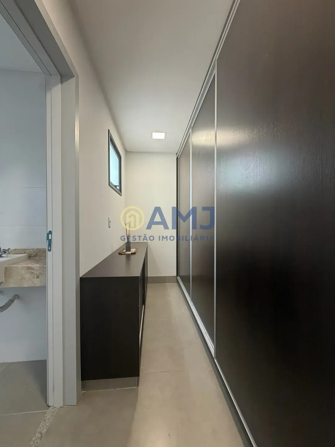 Imagem SOBRADO SEMI-NOVO À VENDA NO HOUSE GARDEN CASCAVEL | JARDIM ATLÂNTICO | GOIÂNIA