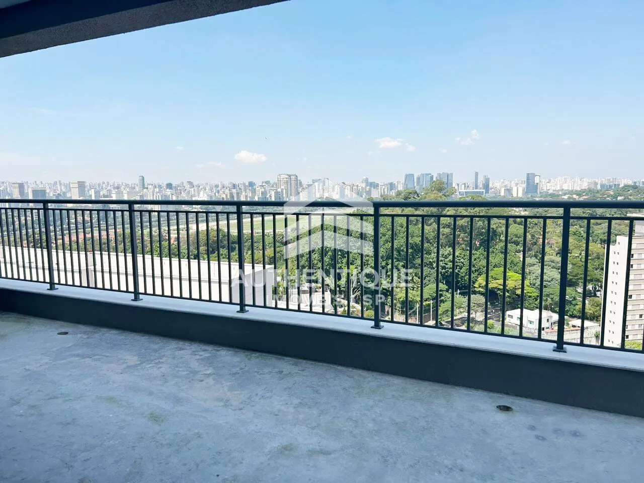 Foto do imóvel SKYLINE JOCKEY BUTANTA - Apartamento à venda em São Paulo/SP em Avenida Professor Francisco Morato, 350 - Butantã, São Paulo - SP
