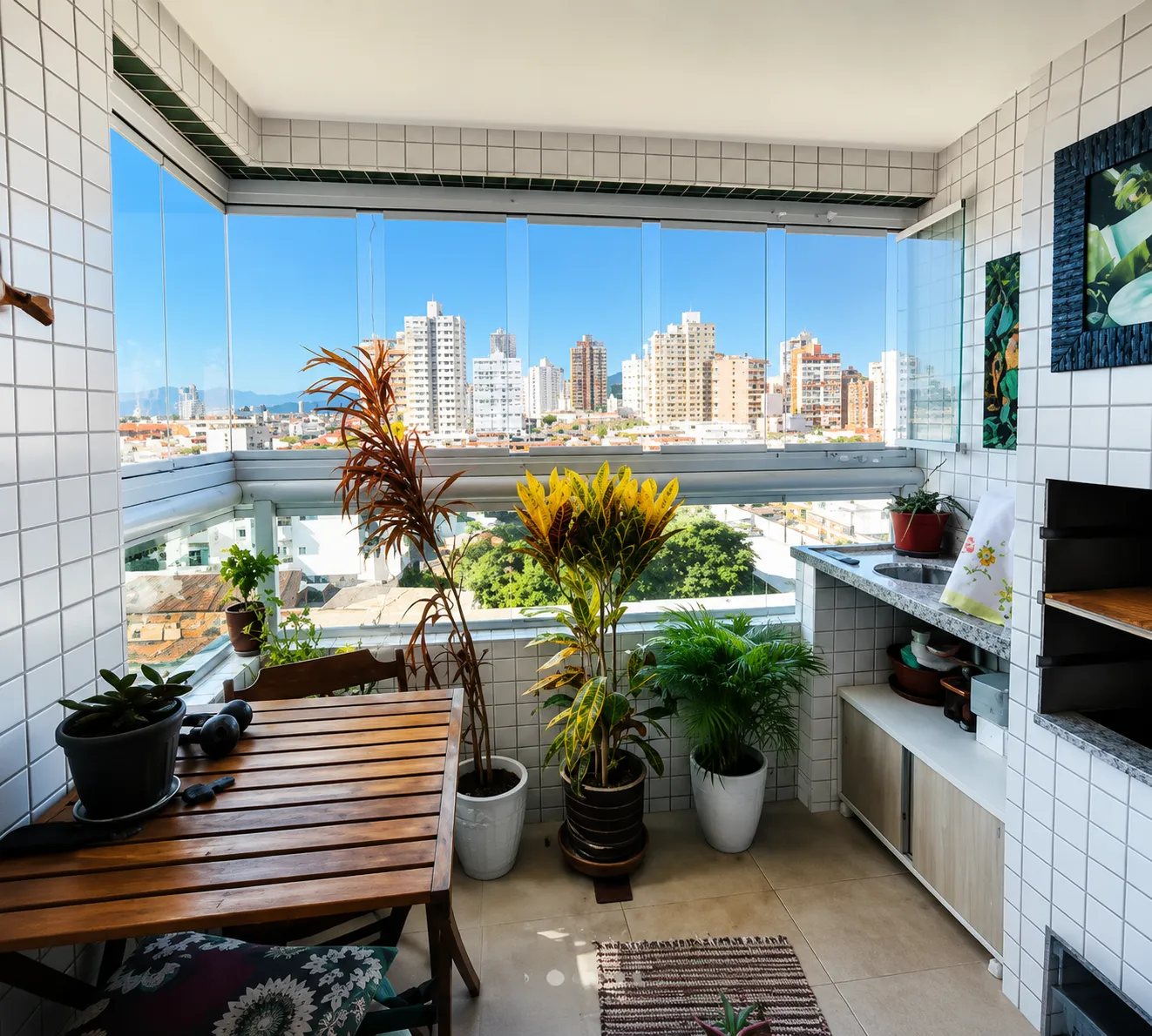 Imagem Fantástico Apartamento com varanda gourmet na Praia Grande - Guilhermina