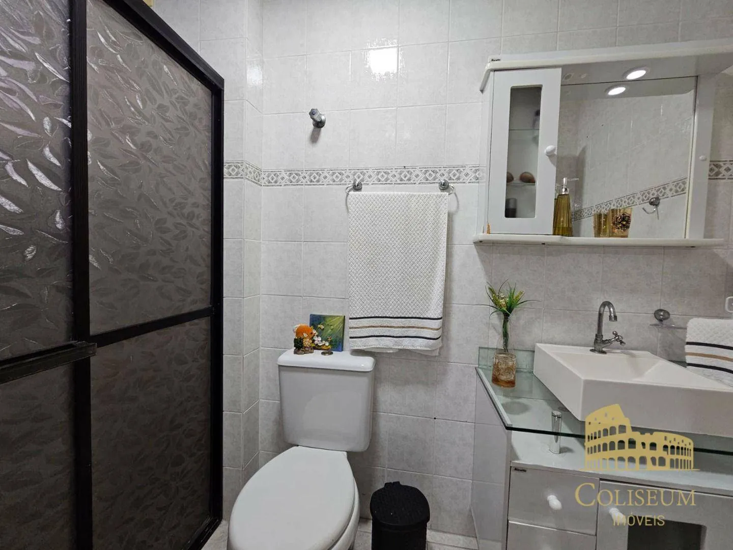 Imagem Apartamento com 2 dormitórios à venda, 87 m² por R$ 455.000,00 - Vila Assunção - Praia Grande/SP