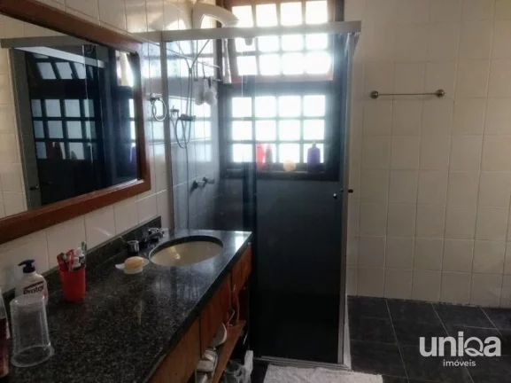 Imagem Casa 4 dormitórios (2 suítes), banheira de hidro, piscina, garagem