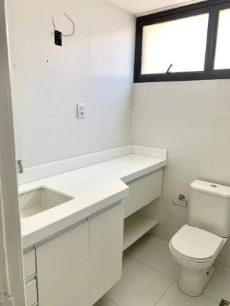 Imagem Apartamento 4/4 com área de lazer no Condomínio Edifício Saint Germain
