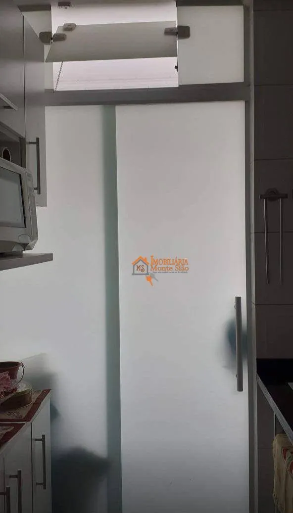 Imagem Apartamento com 2 dormitórios à venda, 50 m² por R$ 302.000,00 - Jardim Vila Galvão - Guarulhos/SP