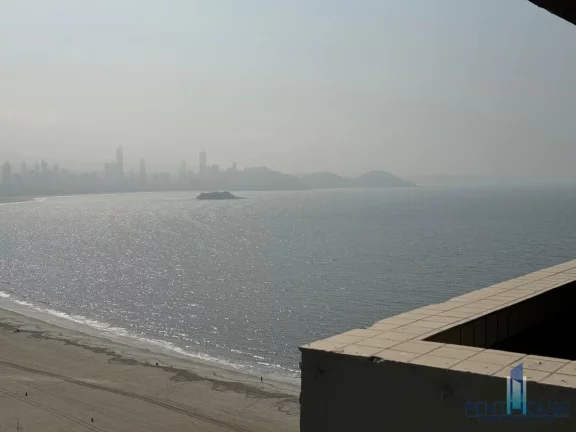 Imagem Apartamento Frente Mar para Venda em Balneário Camboriú, CENTRO, 2 dormitórios, 1 banheiro, 1 vaga