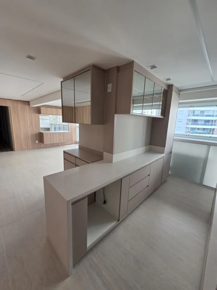 Imagem APARTAMENTO Á VENDA NO PANAMBY COM 3 QUARTOS E 2 VAGAS, REFORMADO!