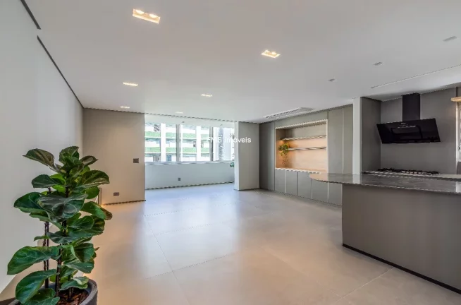 Imagem Apartamento à venda no Itaim Bibi: 3 quartos, 2 suítes, 185m² - Imperdível oportunidade em São Paulo-SP!