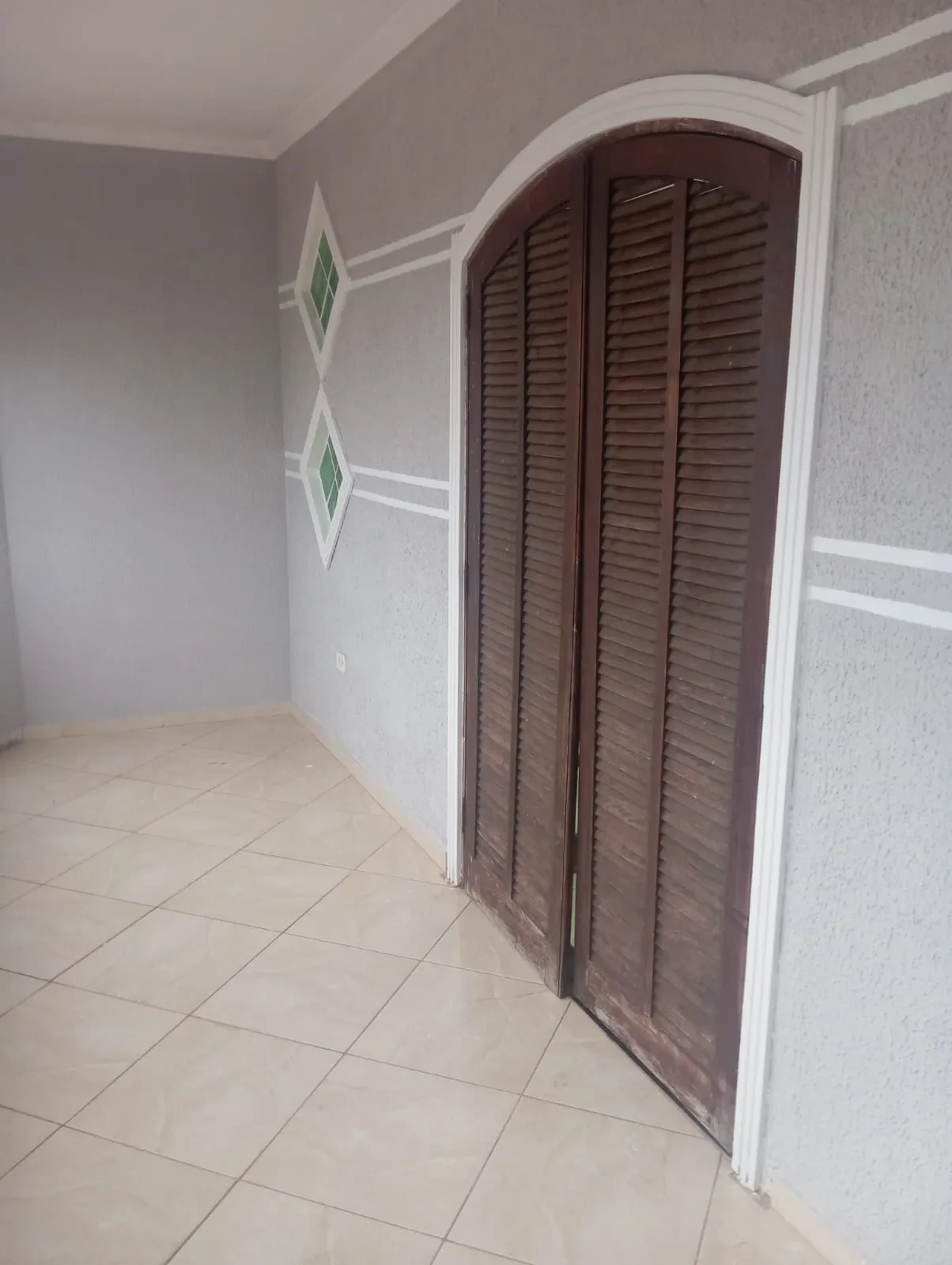 Foto do imóvel: Casa com 3 Quartos à Venda, 262 m² em Avenida Júlio Cezar Villaça, nº 98. Jardim Santa Luzia, São José dos Campos - SP