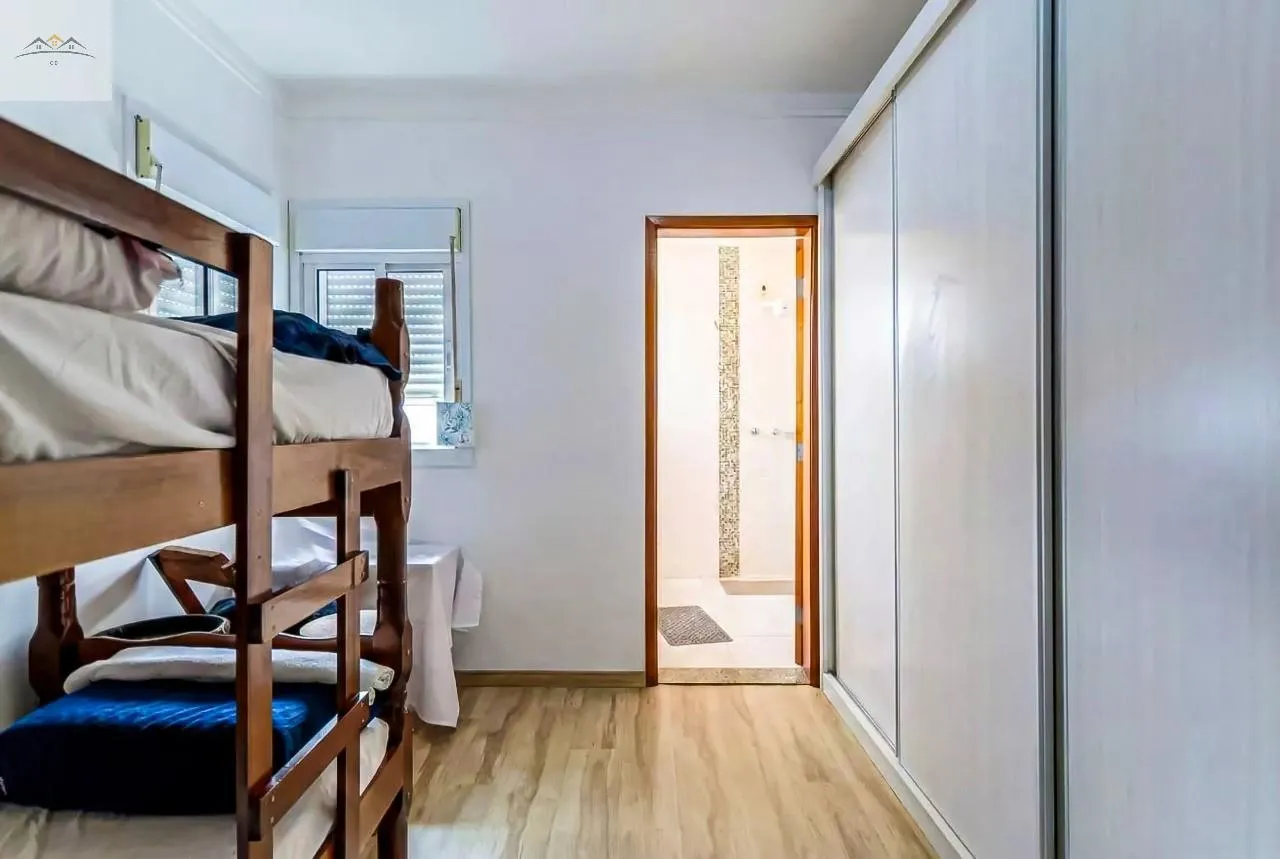 Imagem Sobrado com 4 Quartos à Venda, 300 m² em Vila Assunção - Santo André