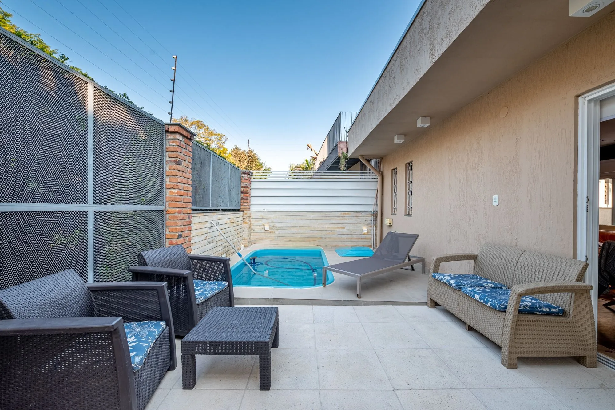 Imagem Casa com 357m² e 4 dormitórios, 3 suítes, 3 vagas