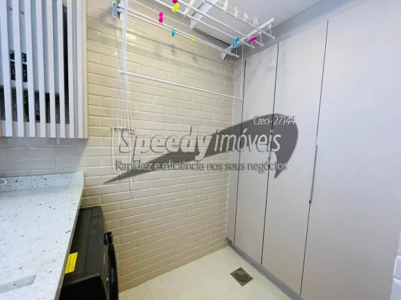 Imagem Apartamento em Santos, na orla da praia com vista mar