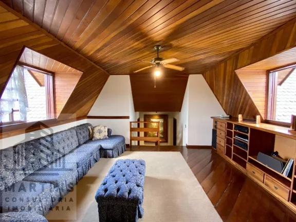 Imagem Excelente Casa Luxuosa no Bairro Campestre.